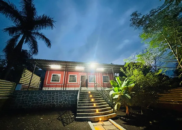 Moonlight Cottage